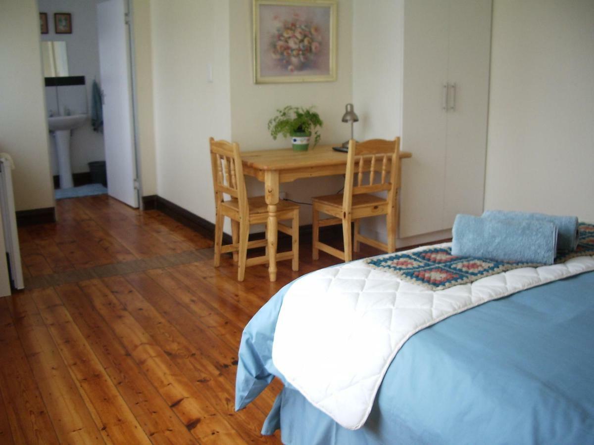 Dee'S Bnb Pretoria-Noord Εξωτερικό φωτογραφία